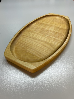 картинка "Лесной шарм" сервировочная тарелка из березы от магазина BAYLISS